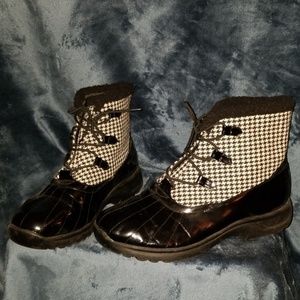 Black and White duck boots